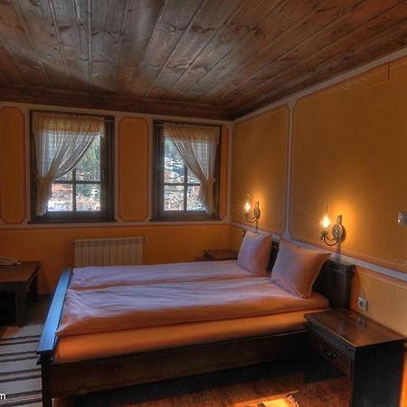 Gozbarov'S Guest House Koprivshtitsa Exterior photo